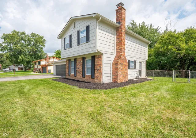 4th image of 4441 Greenmeadow Cir, Indianapolis, IN 46235 | MLS# 22121616