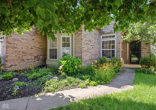 3rd image of 9732 Innisbrook Blvd, Carmel, IN 46032 | MLS# 22121697