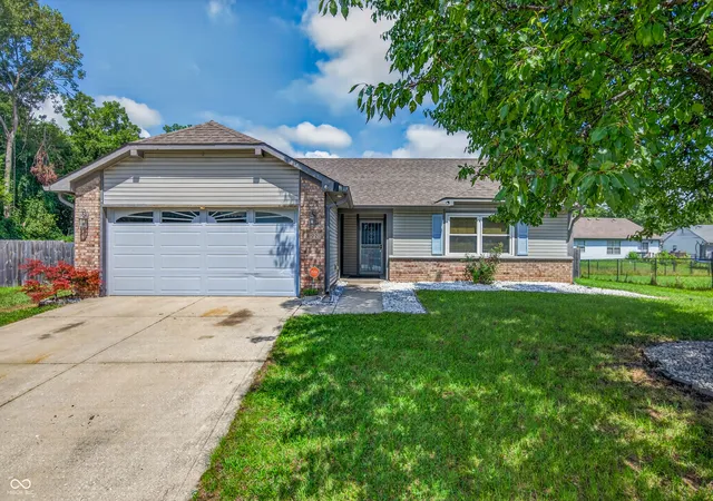 3rd image of 6122 Carrie Pl, Indianapolis, IN 46237 | MLS# 22121727