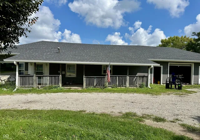 2nd image of 1007 Randolph Ave, Alexandria, IN 46001 | MLS# 22121800