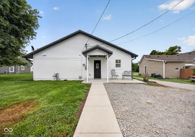 5th image of 960 E Morgan St, Martinsville, IN 46151 | MLS# 22121802