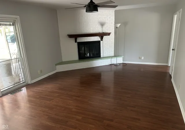 2nd image of 3227 Meadowcrest Dr, Anderson, IN 46011 | MLS# 22121805