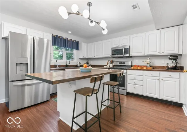 5th image of 2152 Gargany Ct, Indianapolis, IN 46234 | MLS# 22121807