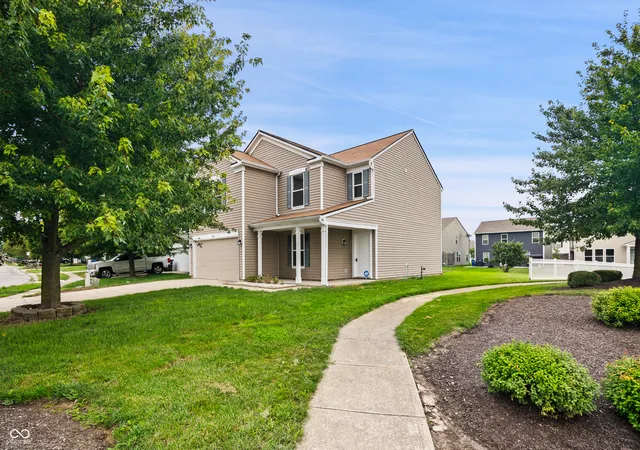 2nd image of 1364 Ellington Dr, Shelbyville, IN 46176 | MLS# 22121811