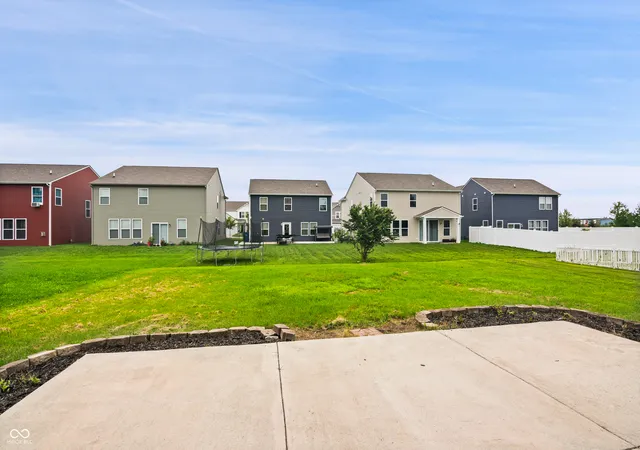 4th image of 1364 Ellington Dr, Shelbyville, IN 46176 | MLS# 22121811