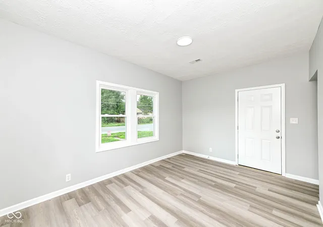 5th image of 57 E Troy Ave, Indianapolis, IN 46225 | MLS# 22121815