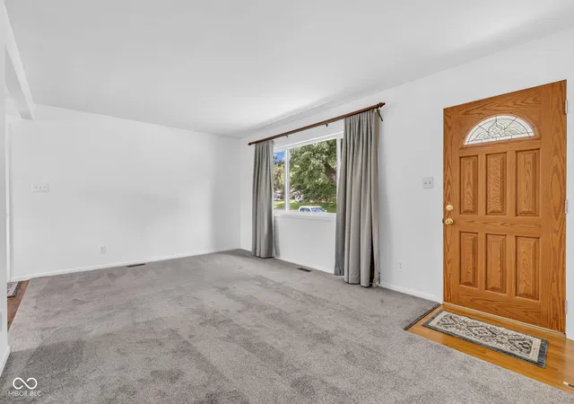 4th image of 3230 Redwood Dr, Indianapolis, IN 46227 | MLS# 22121824