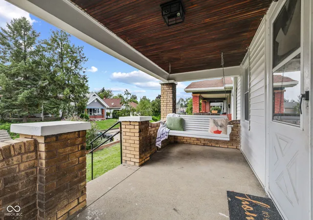 2nd image of 2165 Napoleon St, Indianapolis, IN 46203 | MLS# 22121831