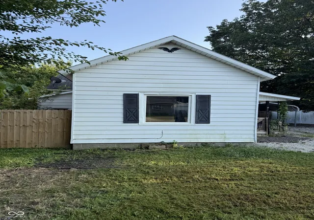 1st image of 404 E 7th St, Sheridan, IN 46069 | MLS# 22121849
