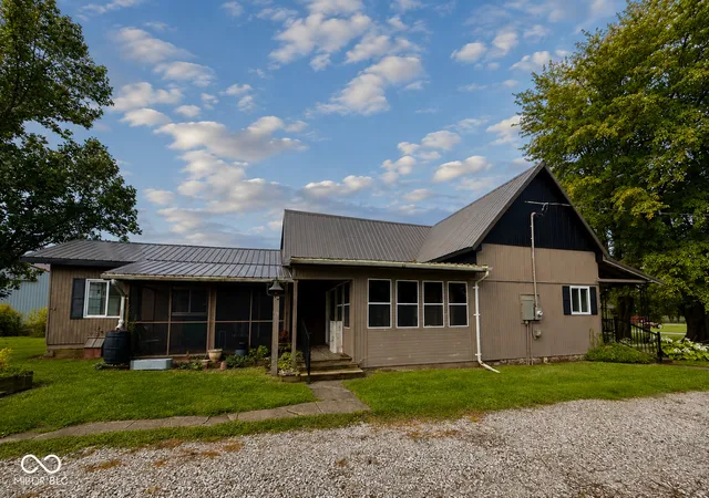 3rd image of 4589 N County Road 575 E, Fillmore, IN 46128 | MLS# 22121880