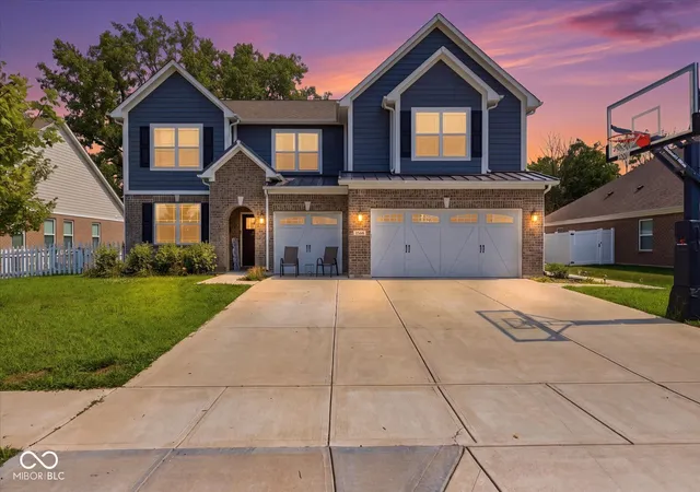 1st image of 1368 Bontrager Ln, Shelbyville, IN 46176 | MLS# 22121887
