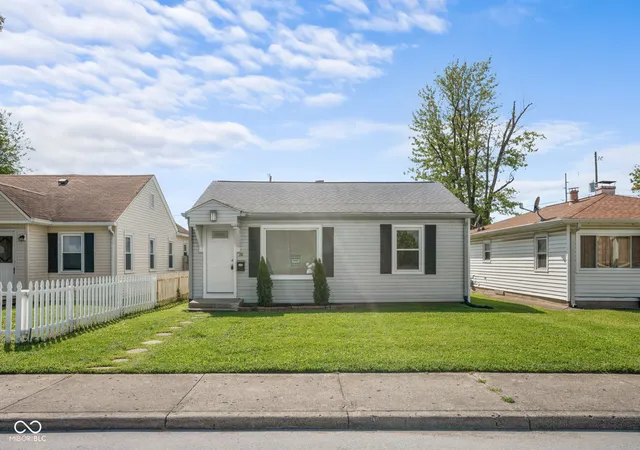 2nd image of 76 N 2nd Ave, Beech Grove, IN 46107 | MLS# 22121930
