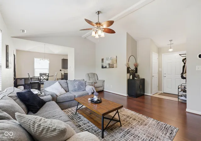 5th image of 7358 S Millikan Ct, Nineveh, IN 46164 | MLS# 22121934