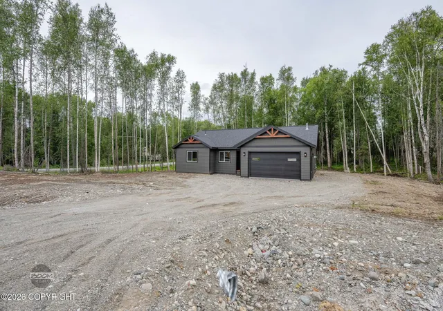 Photo 3 of Sale Pending at 9559 W Como Cir, Wasilla, AK 99623 | MLS# 26-9534 | Listing updated on 2026-08-20