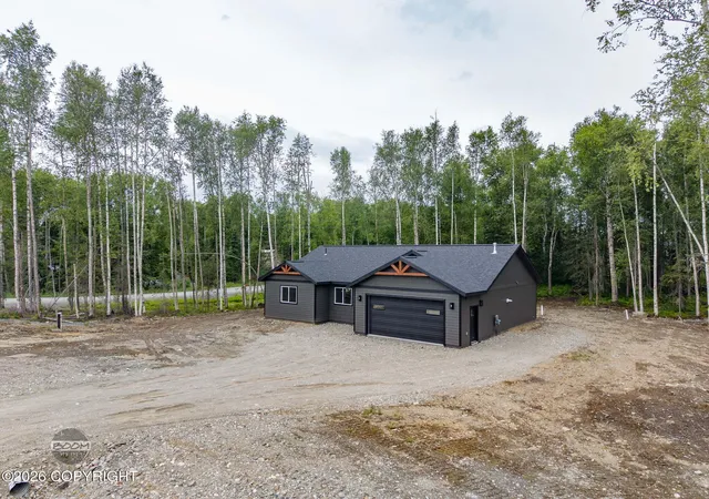 Photo 5 of Sale Pending at 9559 W Como Cir, Wasilla, AK 99623 | MLS# 26-9534 | Listing updated on 2026-08-20