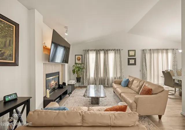 Photo 4 of Sale Pending at 1532 Moss Crk Ave, Anchorage, AK 99507 | MLS# 26-9878 | Listing updated on 2026-08-28