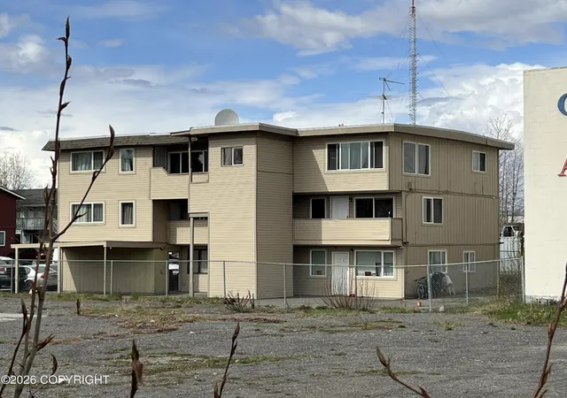 3rd image of 3503 Indiana St, Anchorage, AK 99503 | MLS# 26-10014
