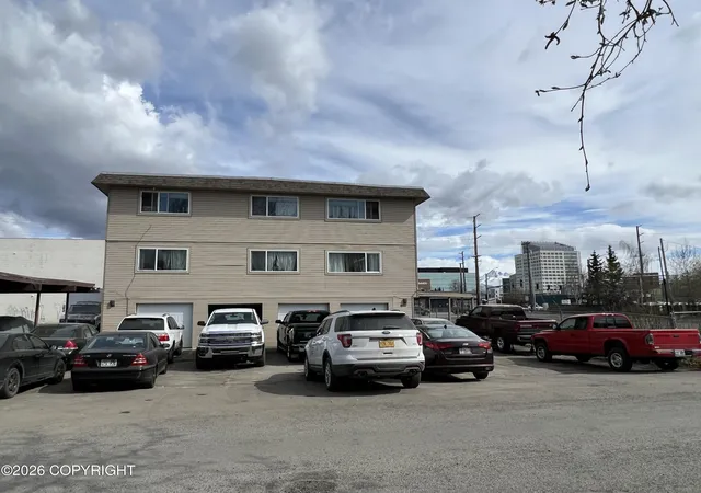 4th image of 3503 Indiana St, Anchorage, AK 99503 | MLS# 26-10014