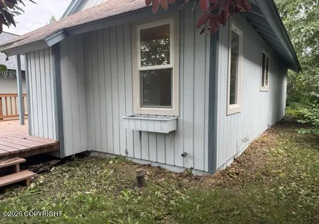 3rd image of 10321 Thuja Cir, Anchorage, AK 99507 | MLS# 26-10010