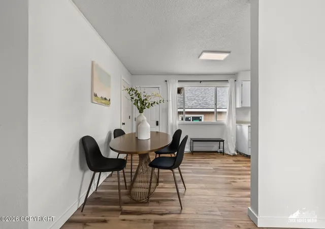 4th image of 354 Pine St, Anchorage, AK 99508 | MLS# 26-10064