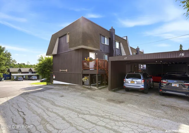 2nd image of 9336 Blackberry St #16, Anchorage, AK 99502 | MLS# 26-10312