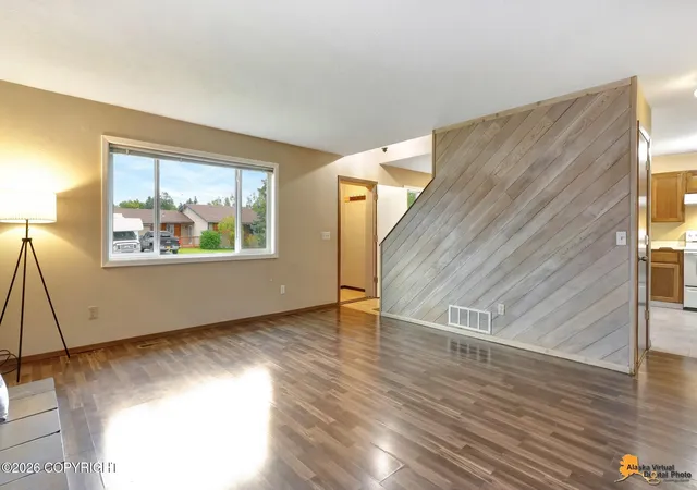 Photo 4 of Sale Pending at 11840 Suncrest Dr, Anchorage, AK 99515 | MLS# 26-10331 | Listing updated on 2026-08-24