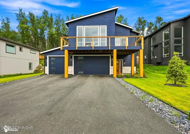 Photo 1 of Single family home for sale at 17986 Rivervista Rd, Eagle River, AK 99577 | MLS# 26-10392 | Listing updated on 2026-09-01