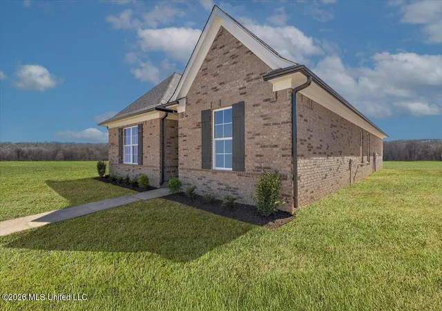Photo 3 of Single family home for sale at 457 Sunflower St, Nesbit, MS 38651 | MLS# 4156593 | Listing updated on 2026-08-13