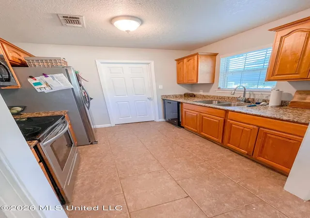 Photo 3 of Single family home for sale at 106 Thompson, Long Beach, MS 39560 | MLS# 4158557 | Listing updated on 2026-09-07