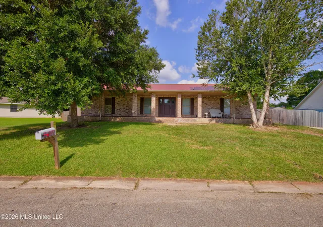 2nd image of 210 Idlewood Dr, Waveland, MS 39576 | MLS# 4158629