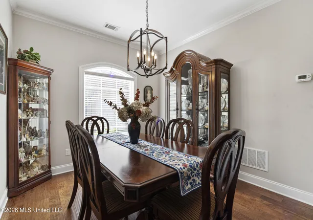 Photo 3 of Sale Pending at 4389 W Vineyard Dr, Southaven, MS 38672 | MLS# 4158848 | Listing updated on 2026-09-08