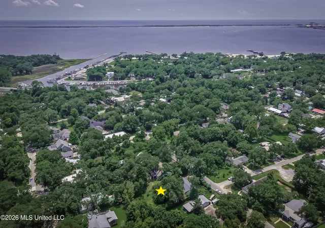 4th image of 414 General Pershing Ave, Ocean Springs, MS 39564 | MLS# 4159243