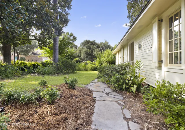 5th image of 414 General Pershing Ave, Ocean Springs, MS 39564 | MLS# 4159243