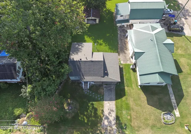 3rd image of 205 S 2Nd St, Lumberton, MS 39455 | MLS# 4159525