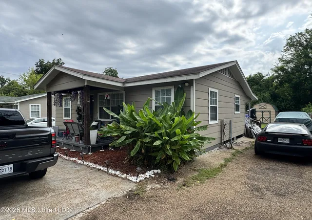 Photo 1 of Single family home for sale at 3620 Bailey Ave, Jackson, MS 39213 | MLS# 4159507 | Listing updated on 2026-08-18