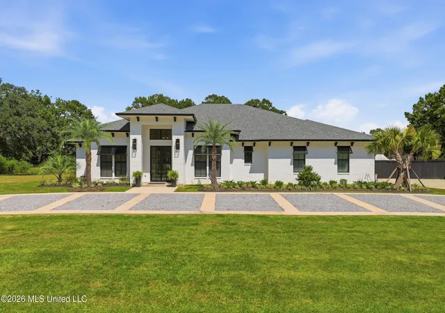 2nd image of 15 Legacy Dr, Picayune, MS 39466 | MLS# 4159758