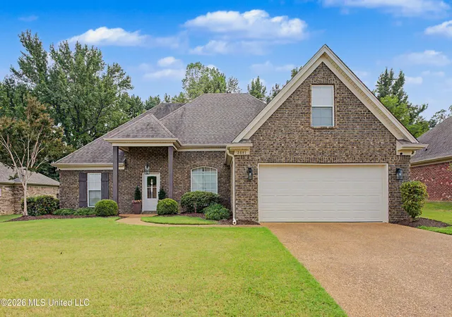 Photo 2 of Single family home for sale at 2681 Cherry Tree Dr, Southaven, MS 38672 | MLS# 4160912 | Listing updated on 2026-08-30
