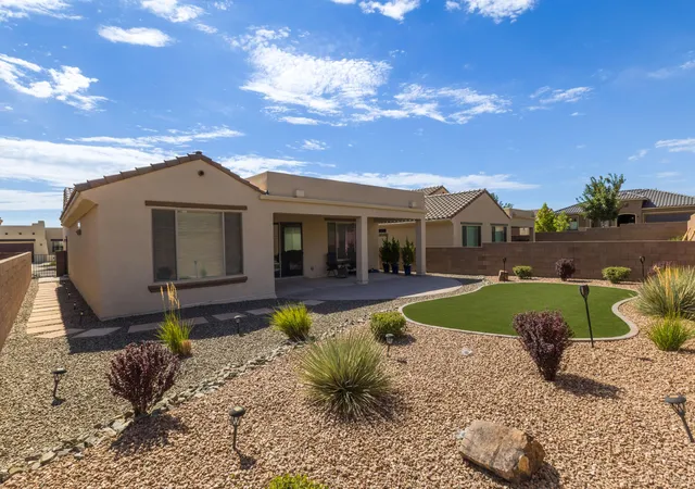 Photo 3 of Single family home for sale at 1605 Buffalo Brk Way NW, Albuquerque, NM 87120 | MLS# 1107021 | Listing updated on 2026-08-17