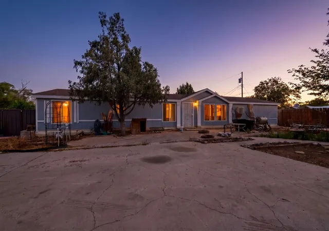 4th image of 5010 5Th St Sw, Albuquerque, NM 87105 | MLS# 1108835