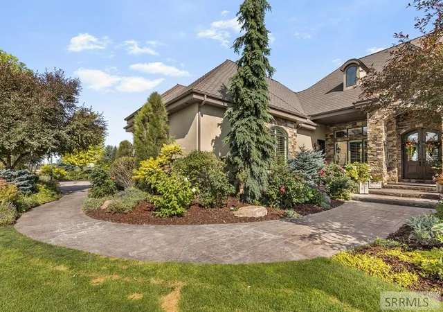 Photo 3 of Sale Pending at 9340 S Saddle Horn Dr, Idaho Falls, ID 83404 | MLS# 2188310 | Listing updated on 2026-08-13