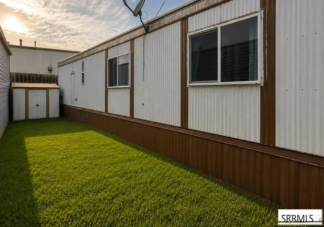 3rd image of 1060 W Bridge Street #27, Blackfoot, ID 83221 | MLS# 2188426
