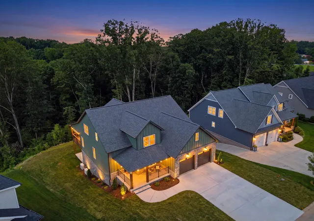 Photo 2 of Sale Pending at 224 Goose Creek Cir, Soddy Daisy, TN 37379 | MLS# 1522492 | Listing updated on 2026-09-01
