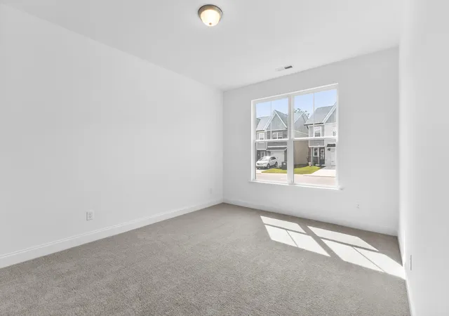 Photo 4 of Sale Pending at 8770 James Crk Dr #76, Ooltewah, TN 37363 | MLS# 1524116 | Listing updated on 2026-08-23