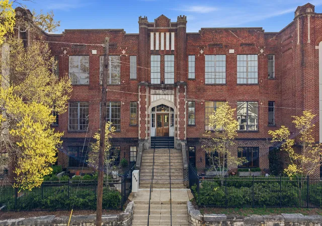 Photo 1 of Condo for sale at 1000 E Martin Luther King Blvd #203, Chattanooga, TN 37403 | MLS# 1531099 | Listing updated on 2026-09-11