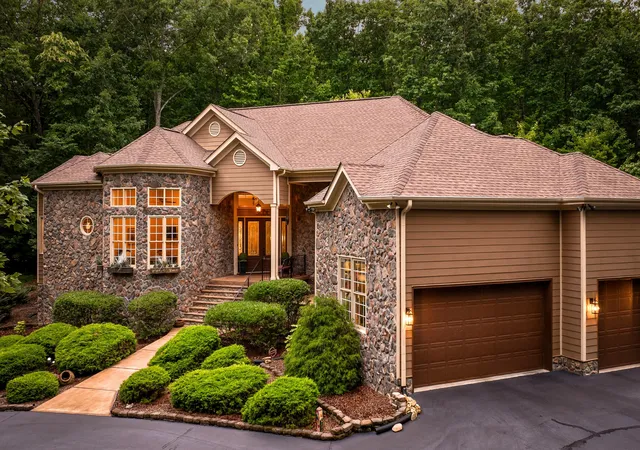 4th image of 240 Horseshoe Bend Rd E, Signal Mountain, TN 37377 | MLS# 1533073
