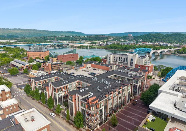 Photo 2 of Condo for sale at 129 Walnut St #121, Chattanooga, TN 37403 | MLS# 1533584 | Listing updated on 2026-08-19