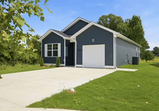 Photo 2 of Sale Pending at 7604 Nightingale Ct #52, Chattanooga, TN 37421 | MLS# 1534971 | Listing updated on 2026-08-28