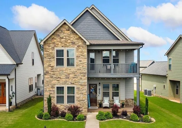 1st image of 415 Tuscany Village Dr, Ringgold, GA 30736 | MLS# 1535785