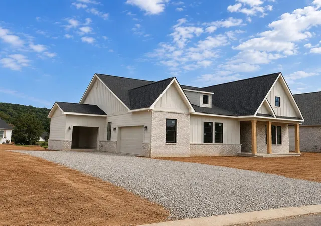2nd image of 230 Leeward Dr #31, Jasper, TN 37347 | MLS# 1536148