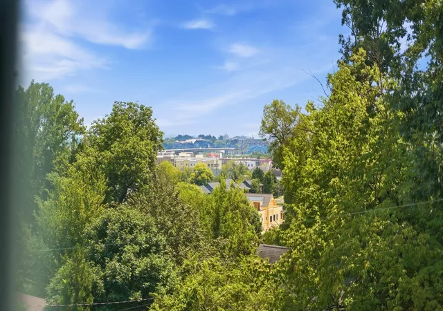 Photo 3 of Single family home for sale at 323 Pine Ridge Rd, Chattanooga, TN 37405 | MLS# 1536794 | Listing updated on 2026-09-25